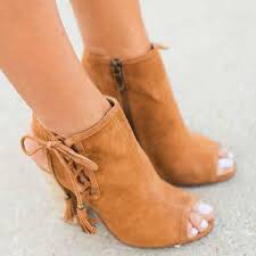 Kristin Cavallari by Chinese Laundry Legend bootie..only worn a couple of times